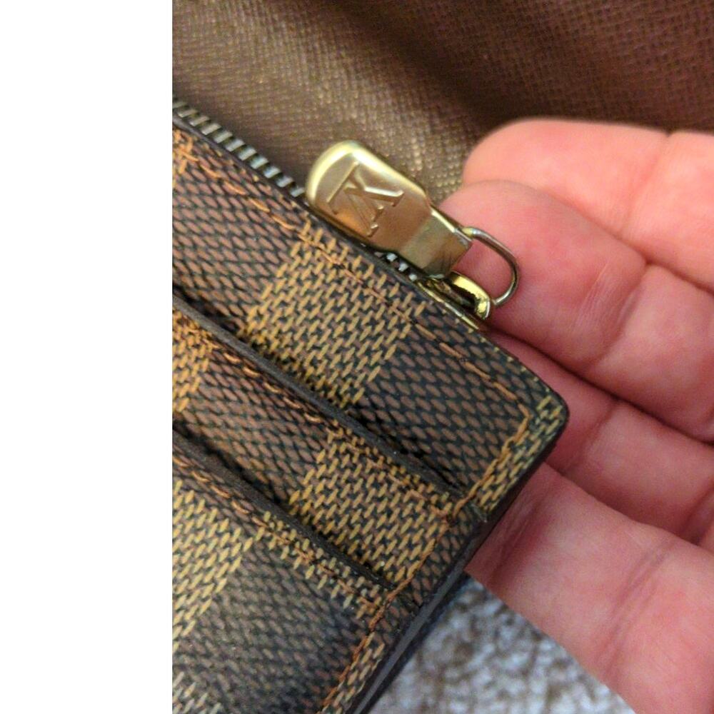Louis Vuitton Sarah Long Wallet in Damier Ebene - Picture 9 of 13